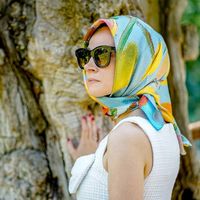 копринени шалове - 92331 новини