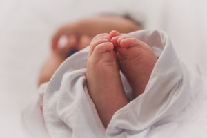 бебешки бодита с предно закопчаване за момче - 91792 награди