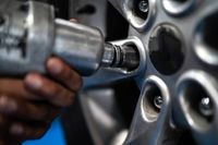 Мото гуми Metzeler 180 55 17 - 2675 снимки