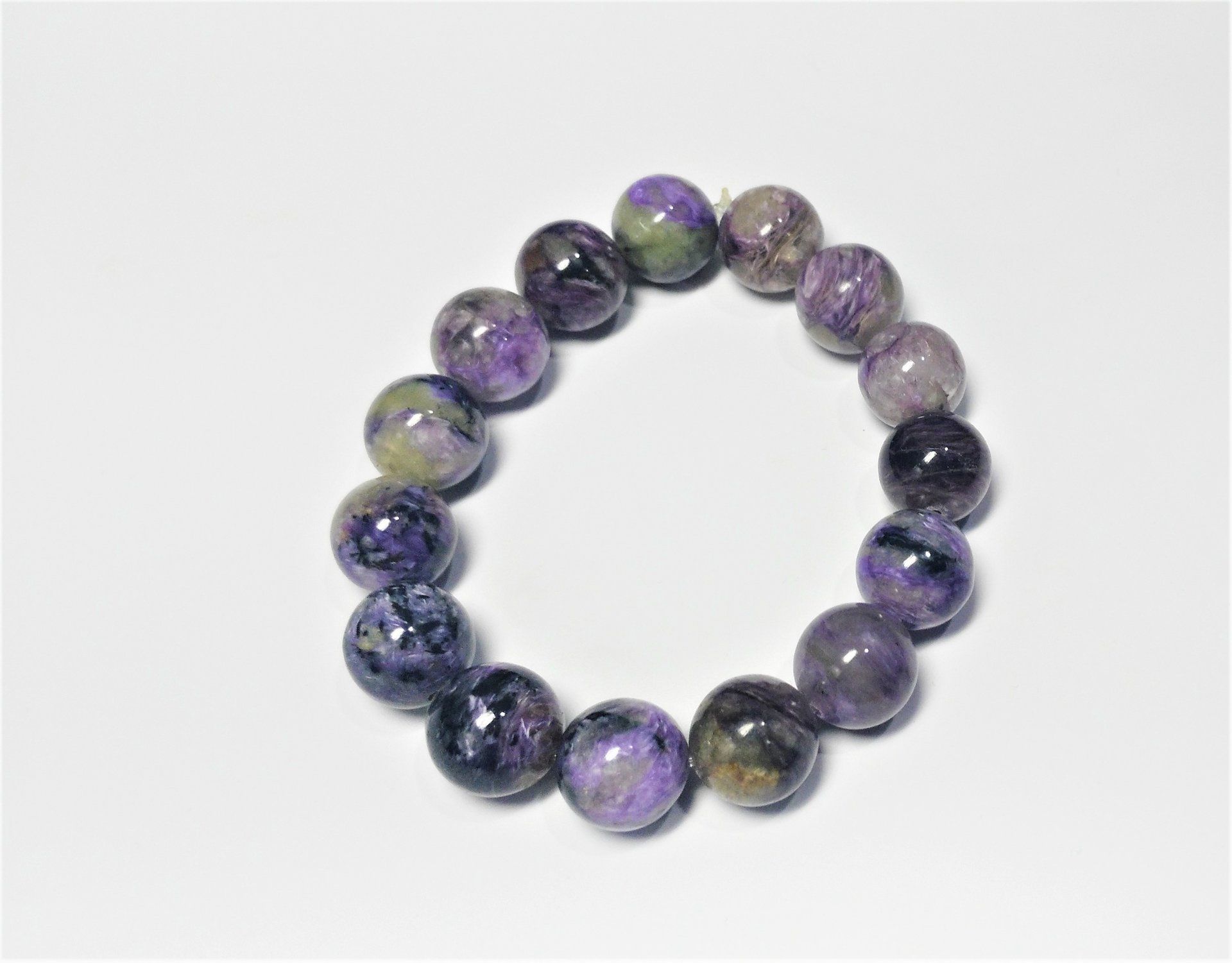 гривни с камъни - 39976 разновидности