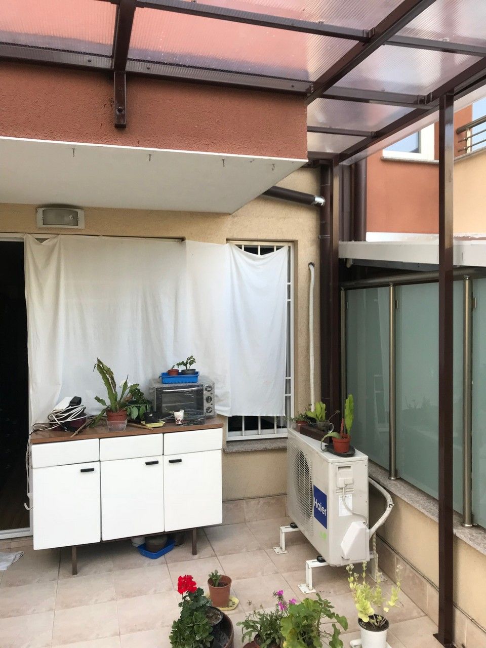 Козирка за балкон - 65765 възможности