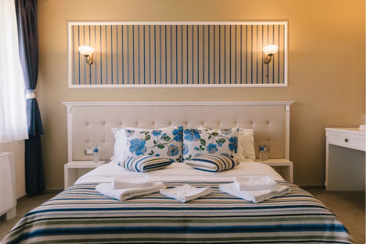 хотел велико търново - 70654 разновидности